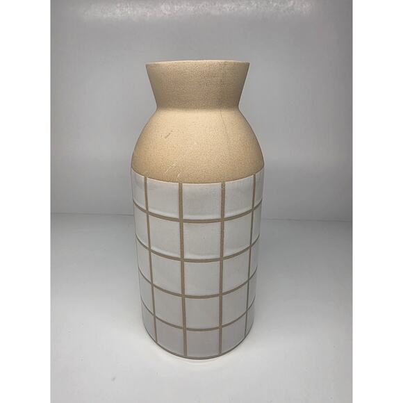 New Flower Market Ceramic Container Vase Tan White Tiles Square Grid - Picture 1 of 4